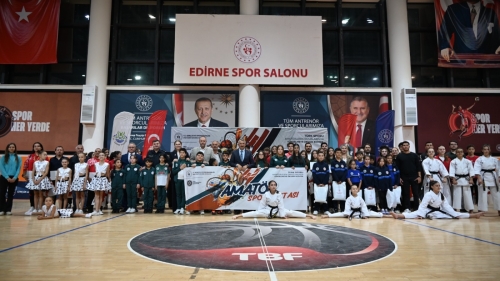 AMATÖR SPOR HAFTASI’NDA ‘YILIN ENLERİ’ ÖDÜL TÖRENİ GERÇEKLEŞTİRİLDİ